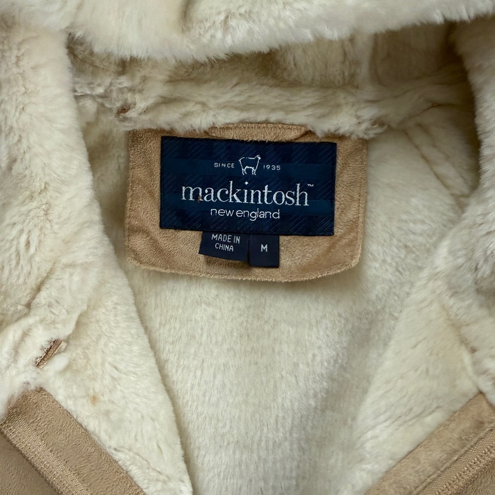 Gorgeous Mackintosh New England Tan Suede Style Jacket with shearling lining - Picture 6 of 8